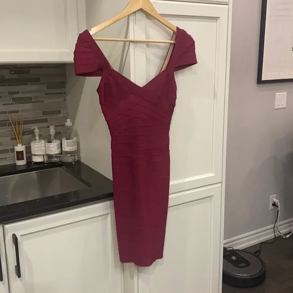 XS Herve leger body con dress. - Picture 1 of 6